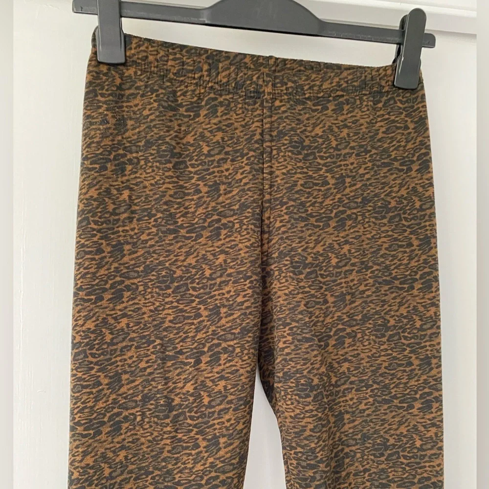Leopard Leggings, Size M - Picture 4 of 9